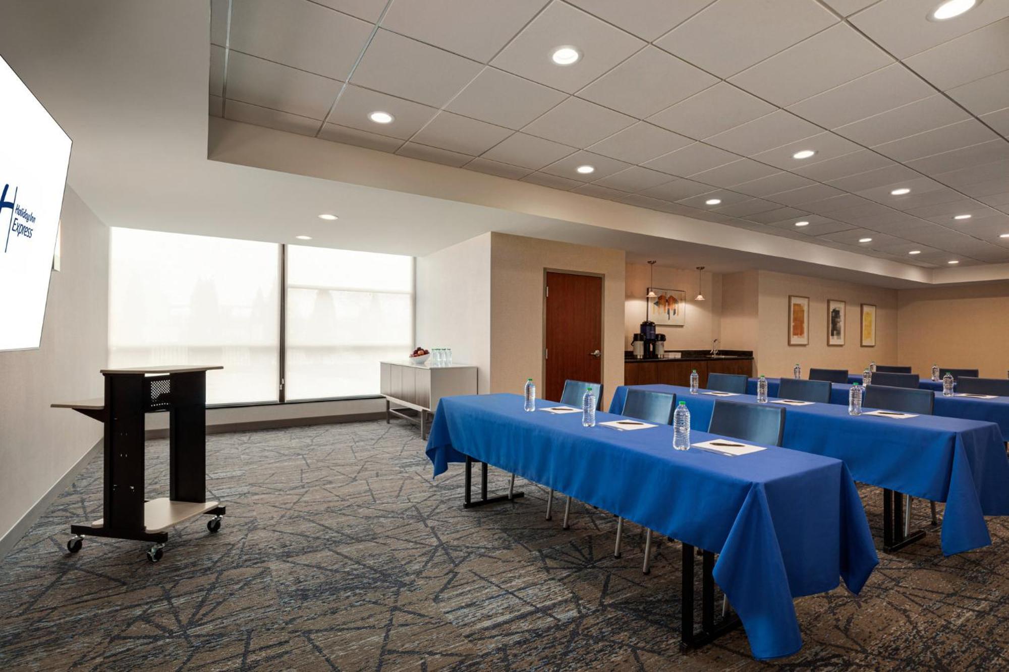 Holiday Inn Express Baltimore At The Stadiums By Ihg Екстериор снимка