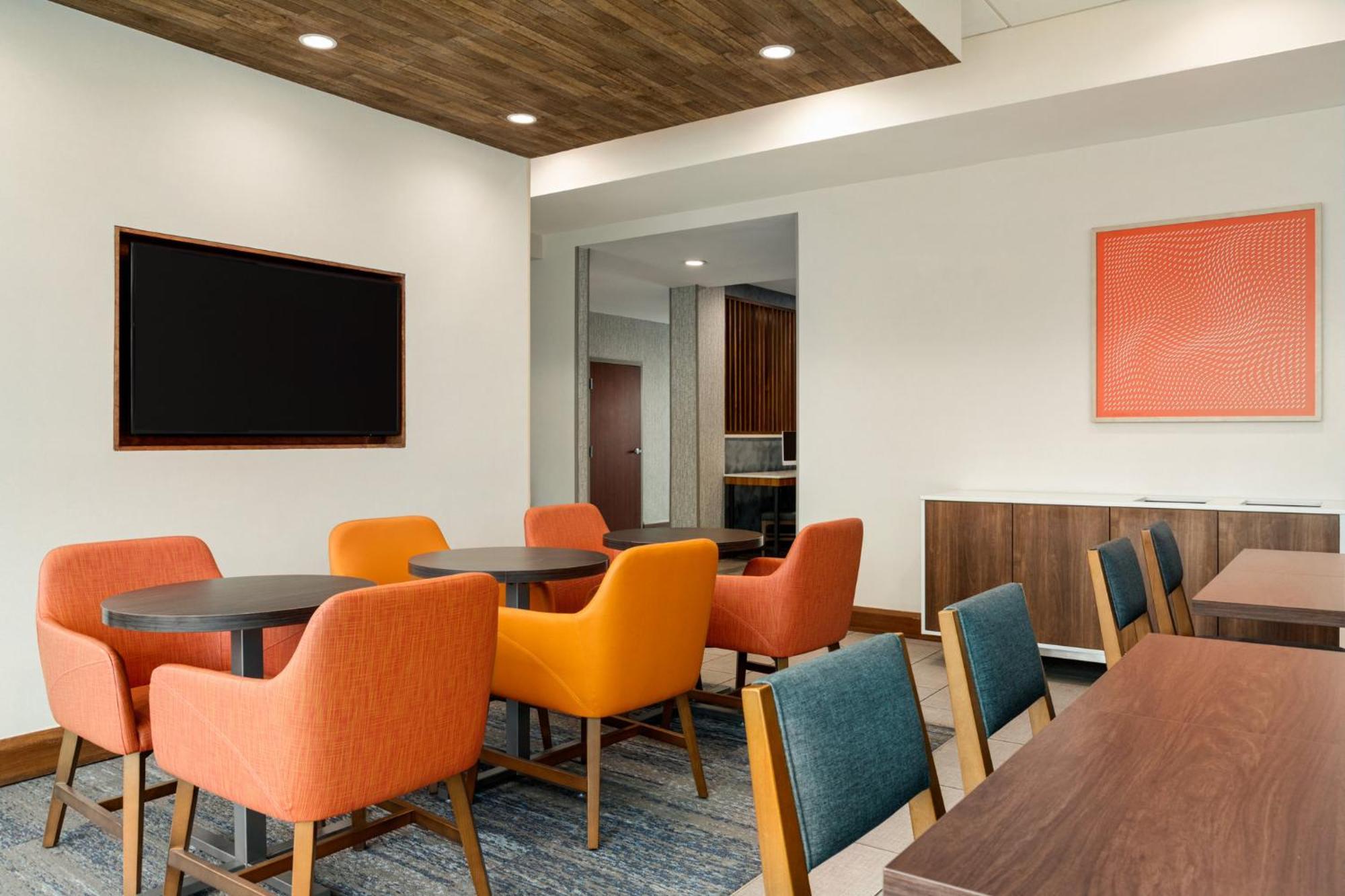 Holiday Inn Express Baltimore At The Stadiums By Ihg Екстериор снимка