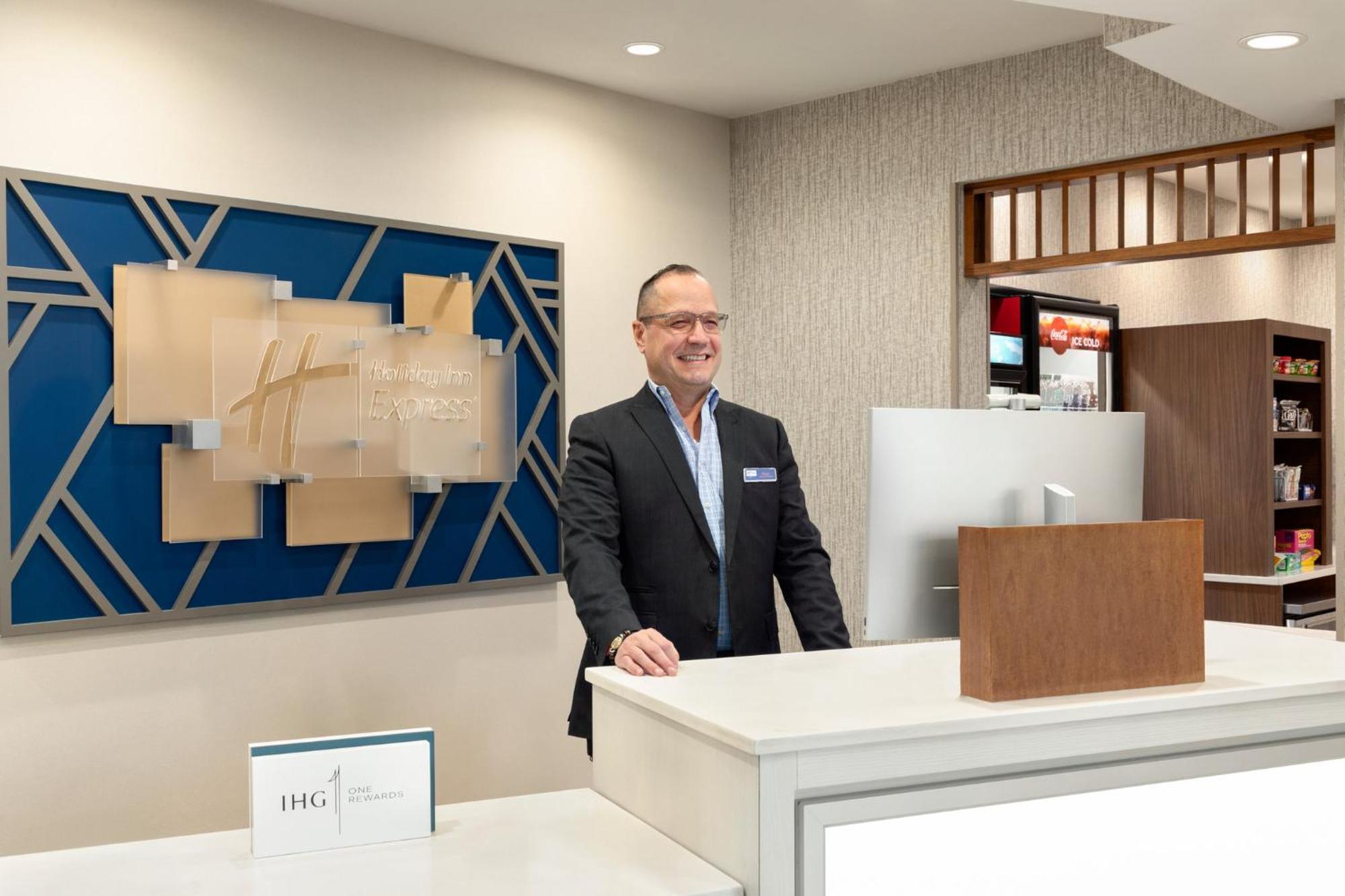 Holiday Inn Express Baltimore At The Stadiums By Ihg Екстериор снимка